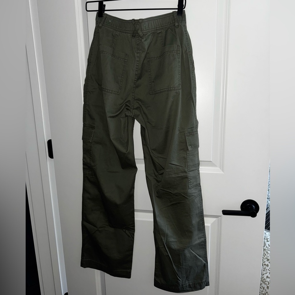 Abercrombie Cargo Pants - Picture 3 of 3